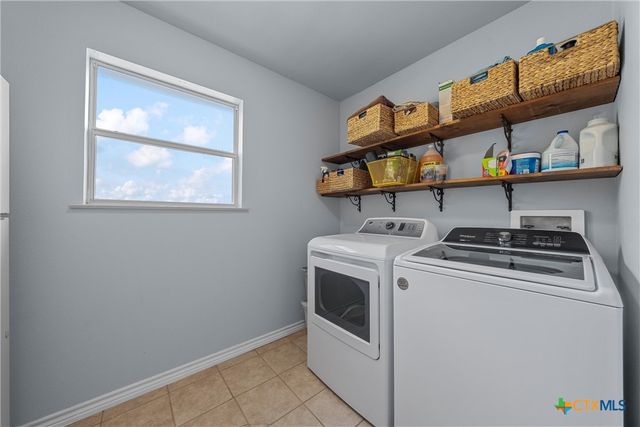12851 Reeds Lake Road, Rogers, TX 76569