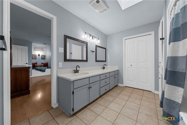 12851 Reeds Lake Road, Rogers, TX 76569
