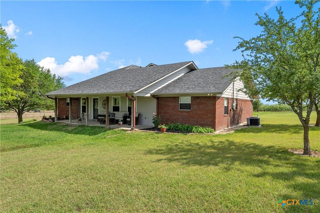 12851 Reeds Lake Road, Rogers, TX 76569