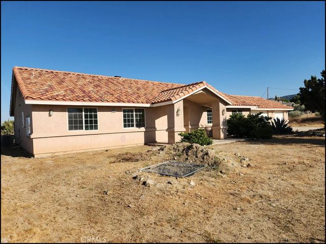 10685 Crystal Air, Pinon Hills, CA 92372