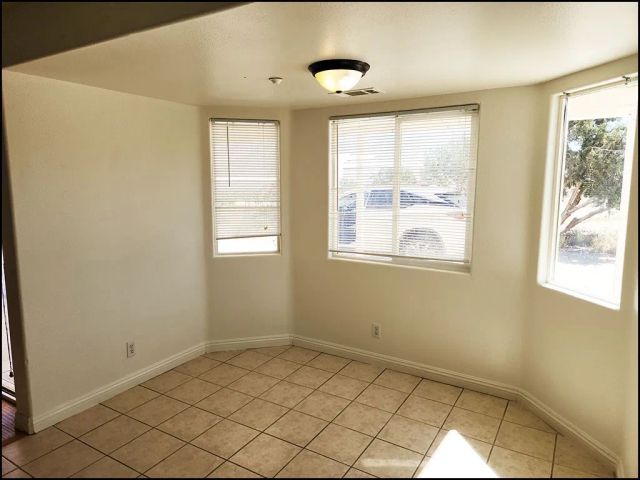 10685 Crystal Air, Pinon Hills, CA 92372