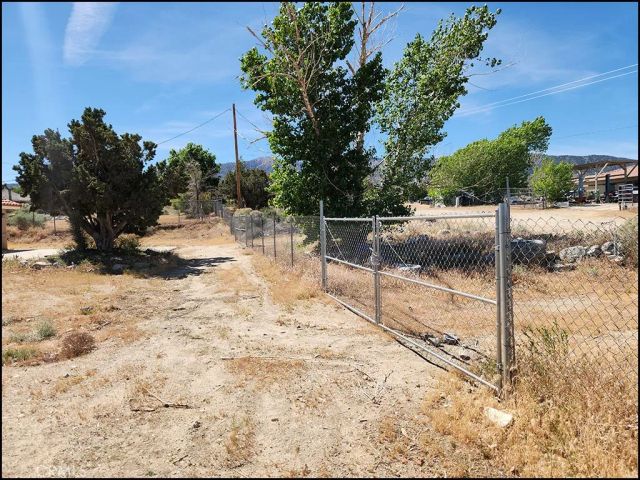 10685 Crystal Air, Pinon Hills, CA 92372