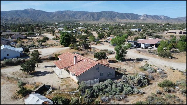 10685 Crystal Air, Pinon Hills, CA 92372