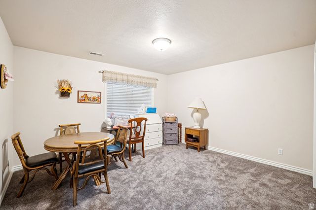 798 E SPRUCE TREE LN, Sandy, UT 84094