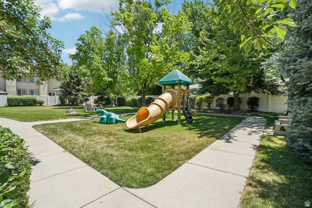 798 E SPRUCE TREE LN, Sandy, UT 84094