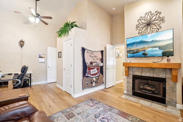 798 E SPRUCE TREE LN, Sandy, UT 84094