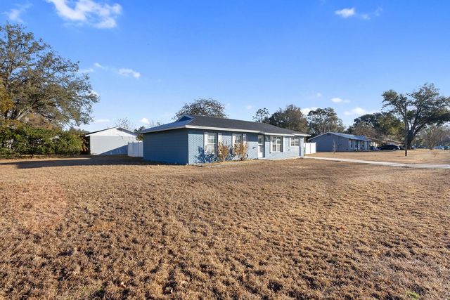 301 MAGNOLIA WAY, Lady Lake, FL 32159