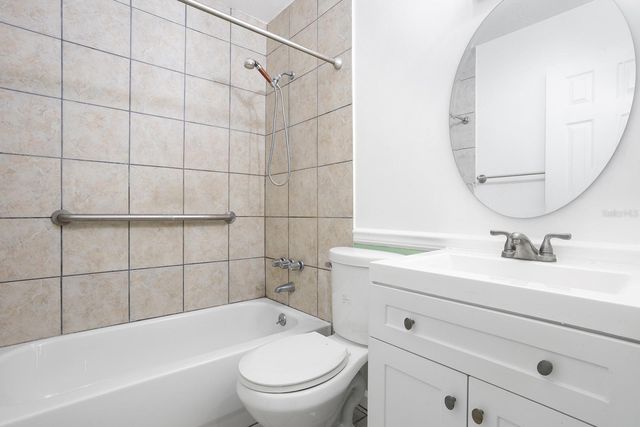 301 MAGNOLIA WAY, Lady Lake, FL 32159