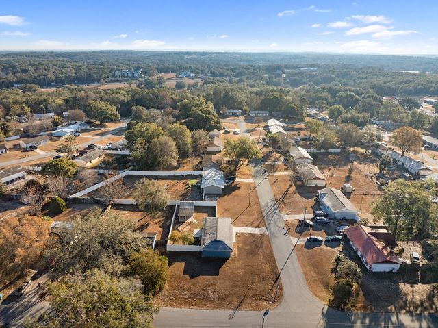 301 MAGNOLIA WAY, Lady Lake, FL 32159