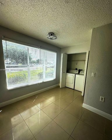 12760 Vista Isles Dr 715, Sunrise, FL 33325