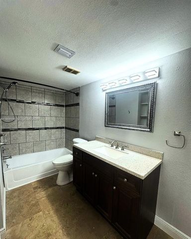 12760 Vista Isles Dr 715, Sunrise, FL 33325