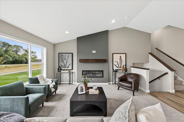 4721 89th Street NE, Monticello, MN 55362