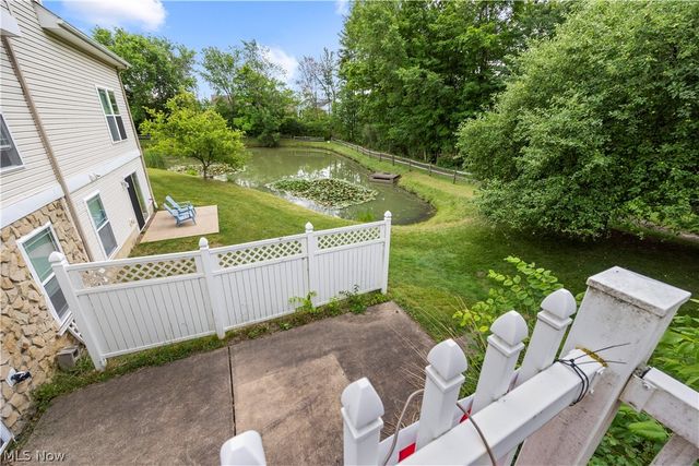 807 Timberlake Trail Drive, Brunswick, OH 44212
