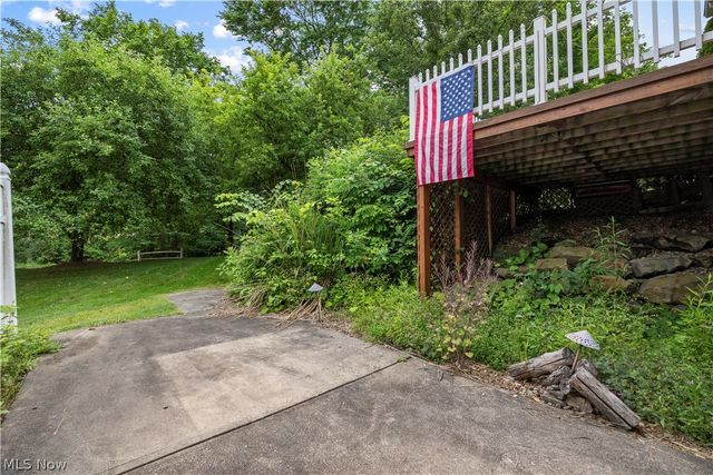 807 Timberlake Trail Drive, Brunswick, OH 44212