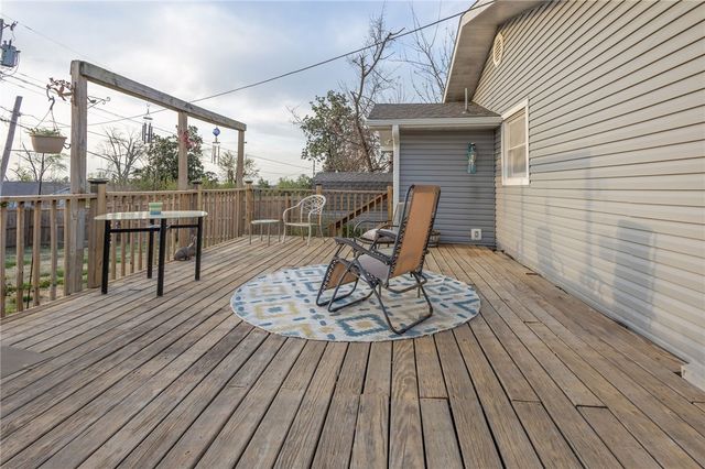 908 14th Place, Rogers, AR 72758