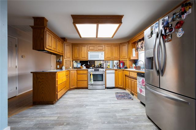 908 14th Place, Rogers, AR 72758