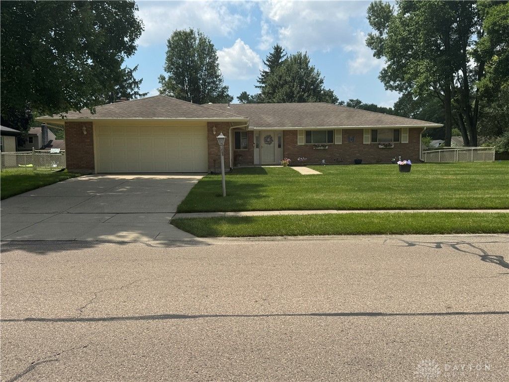 281 N Village Drive, Dayton, OH 45459