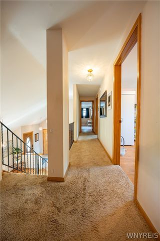5068 Chapman Parkway, Hamburg, NY 14075