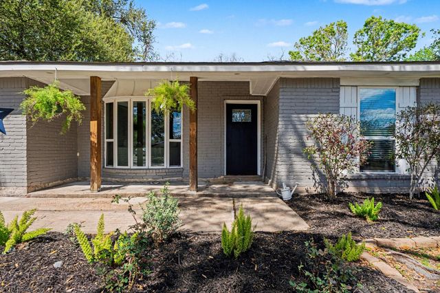 510 Brandywyne Drive, Friendswood, TX 77546