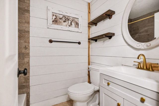 510 Brandywyne Drive, Friendswood, TX 77546