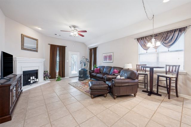 8375 Davis Drive, Frisco, TX 75036