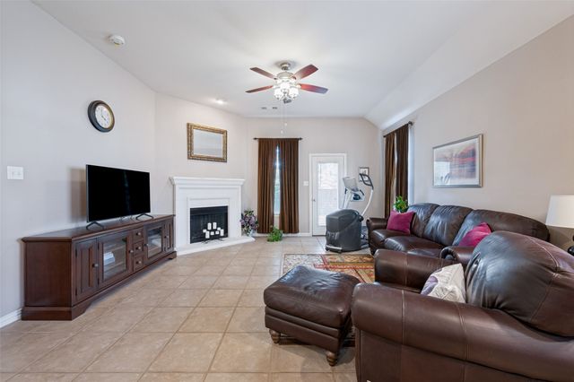 8375 Davis Drive, Frisco, TX 75036