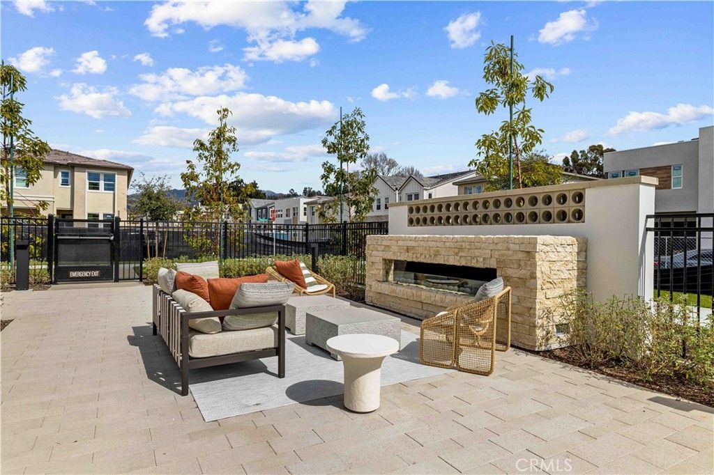 190 Tivoli, Lake Forest, CA 92630 — photo 2