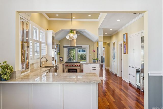 130 Crofton Avenue, San Antonio, TX 78210