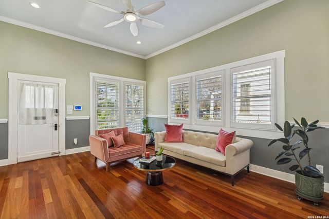 130 Crofton Avenue, San Antonio, TX 78210