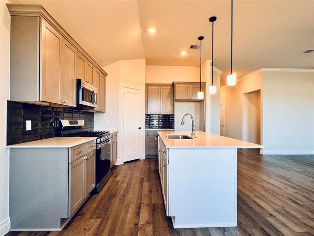 10250 Cabo Del Sol Drive, Cleveland, TX 77327