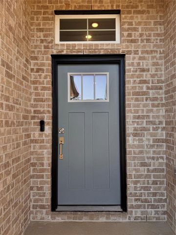 10250 Cabo Del Sol Drive, Cleveland, TX 77327