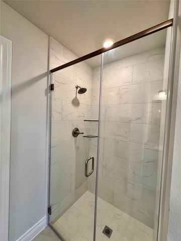 10250 Cabo Del Sol Drive, Cleveland, TX 77327