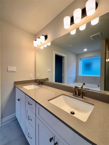 10250 Cabo Del Sol Drive, Cleveland, TX 77327