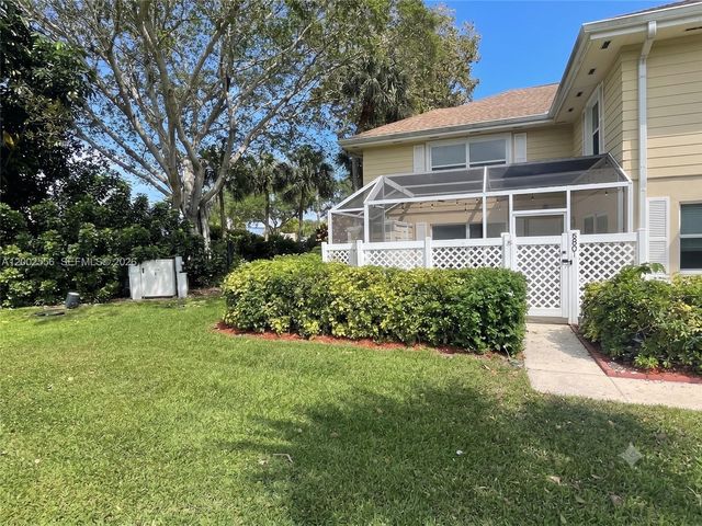 5801 Wheatley Court, Boynton Beach, FL 33436