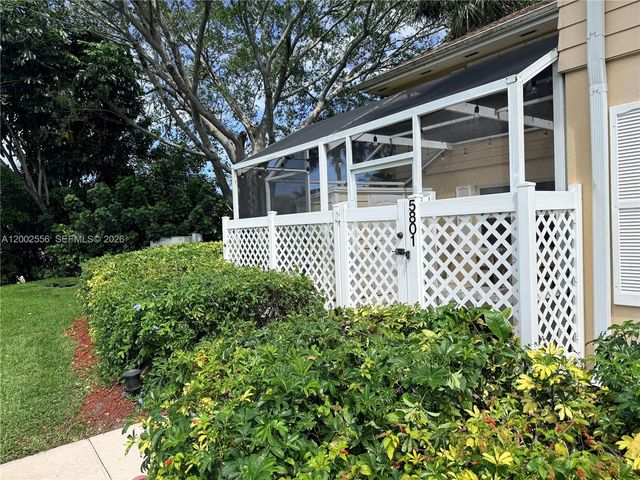 5801 Wheatley Court, Boynton Beach, FL 33436