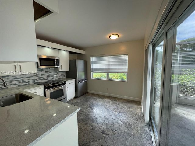 5801 Wheatley Court, Boynton Beach, FL 33436