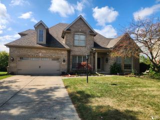 912 Kings Park Road, Monroe, MI 48161