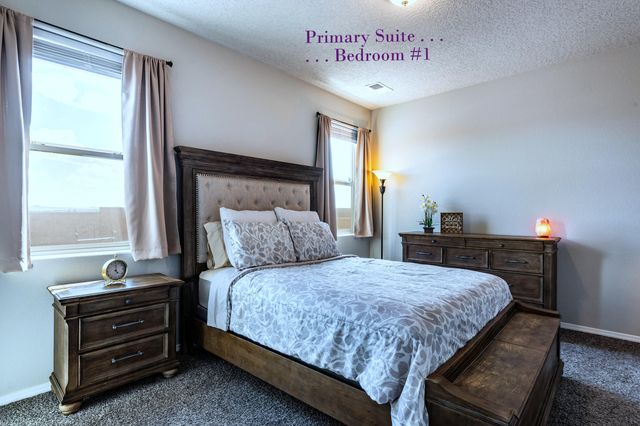 606 Turmalina Drive SE, Rio Rancho, NM 87124
