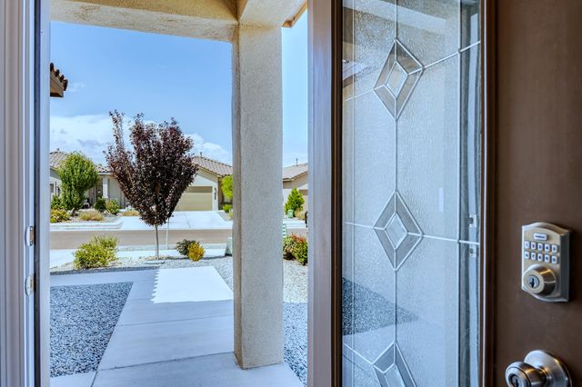 606 Turmalina Drive SE, Rio Rancho, NM 87124