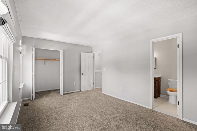 369 COOL BREEZE CT, Pasadena, MD 21122