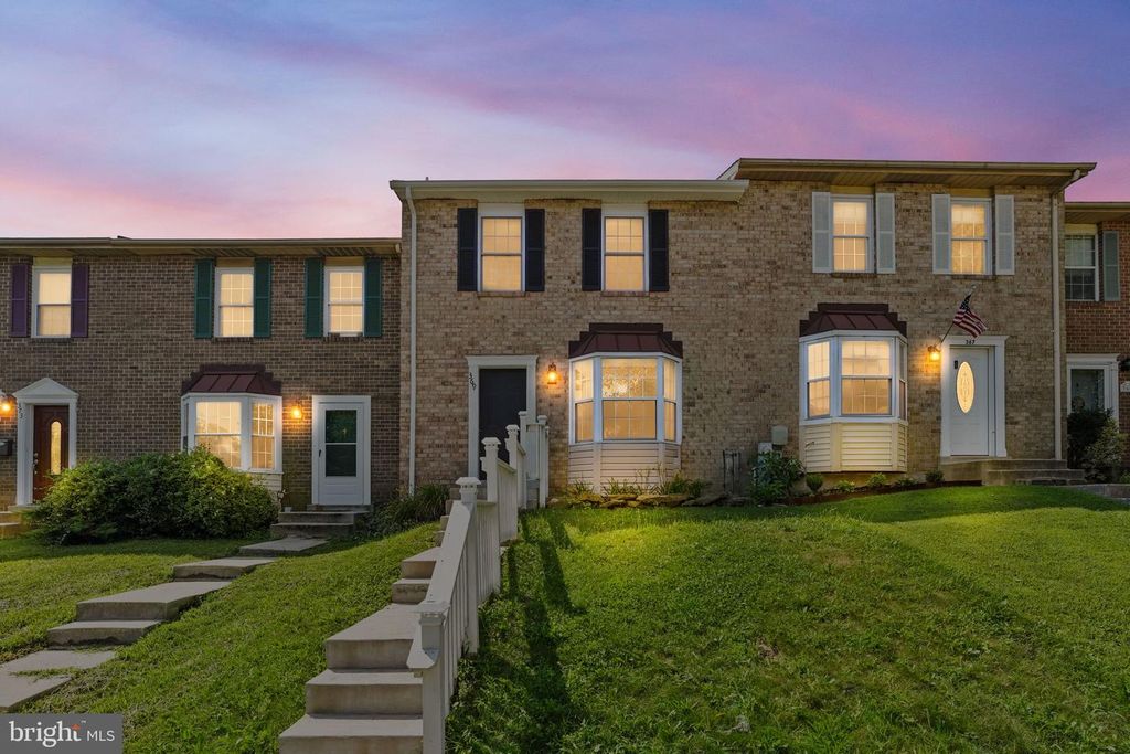 369 COOL BREEZE CT, Pasadena, MD 21122