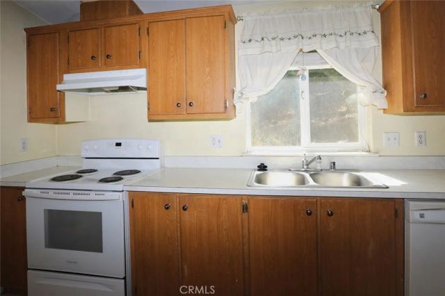7072 Sonja Lu, Lucerne, CA 95458