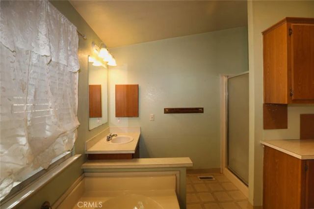 7072 Sonja Lu, Lucerne, CA 95458