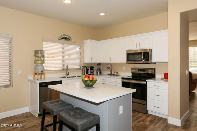 2056 E RIVIERA Drive, Chandler, AZ 85249