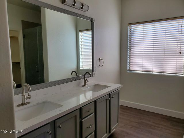 2056 E RIVIERA Drive, Chandler, AZ 85249