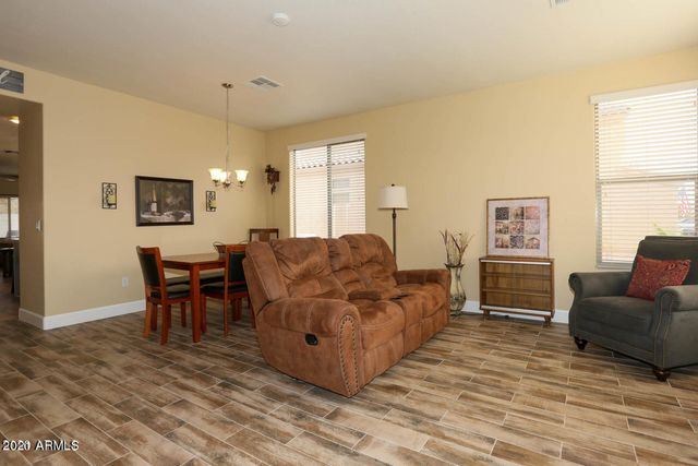 2056 E RIVIERA Drive, Chandler, AZ 85249
