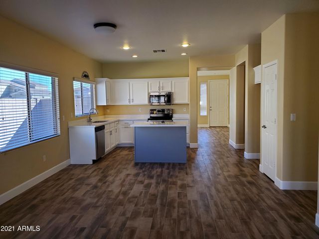 2056 E RIVIERA Drive, Chandler, AZ 85249