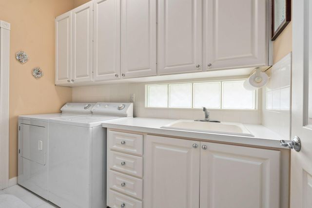 2789 Irma Lake Drive, West Palm Beach, FL 33411