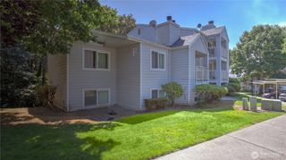 975 Aberdeen Avenue NE #F204, Renton, WA 98056