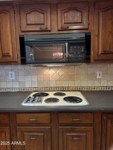 17404 N 99TH Avenue 334, Sun City, AZ 85373